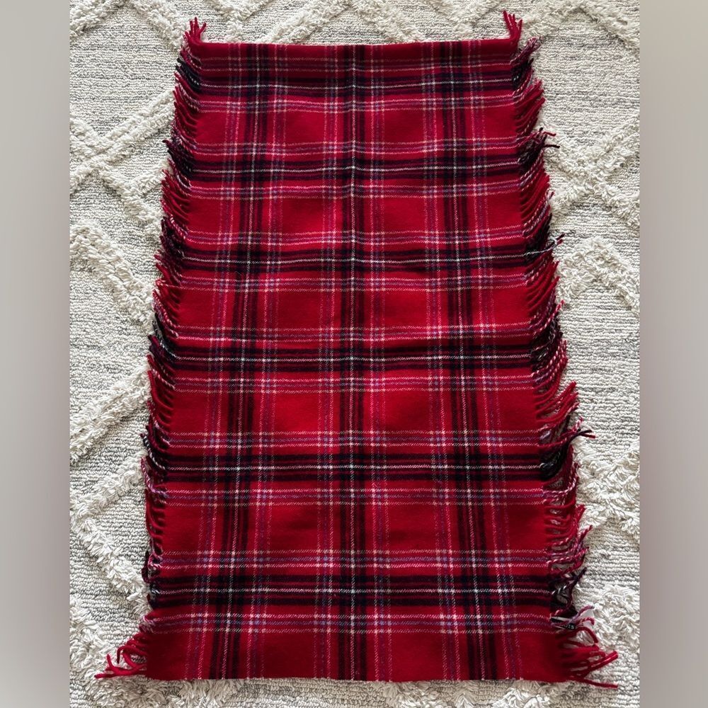 Talbots Red Plaid Wool Scarf – 100% Wool - Picture 4 of 7